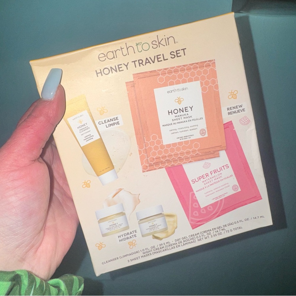 Earth to skin honey travel set